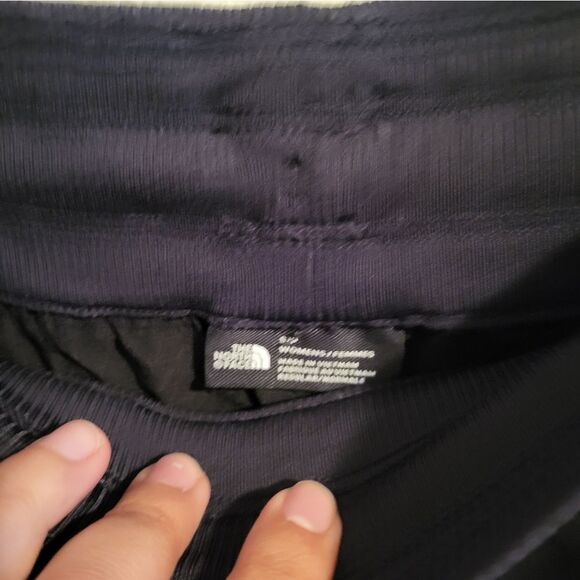 The North Face shorts - Picture 4 of 4